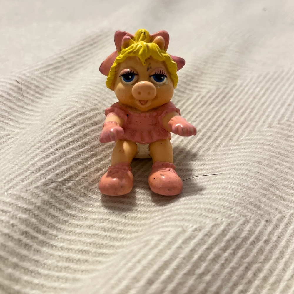 Vintage 1986 Miss Piggy Muppet Baby PVC